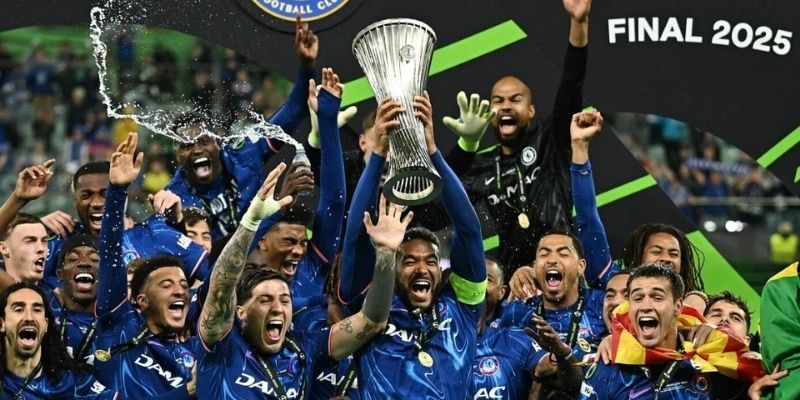 Cup C2 Châu Âu 15 Những đội bóng gây tiếng vang ở Europa League